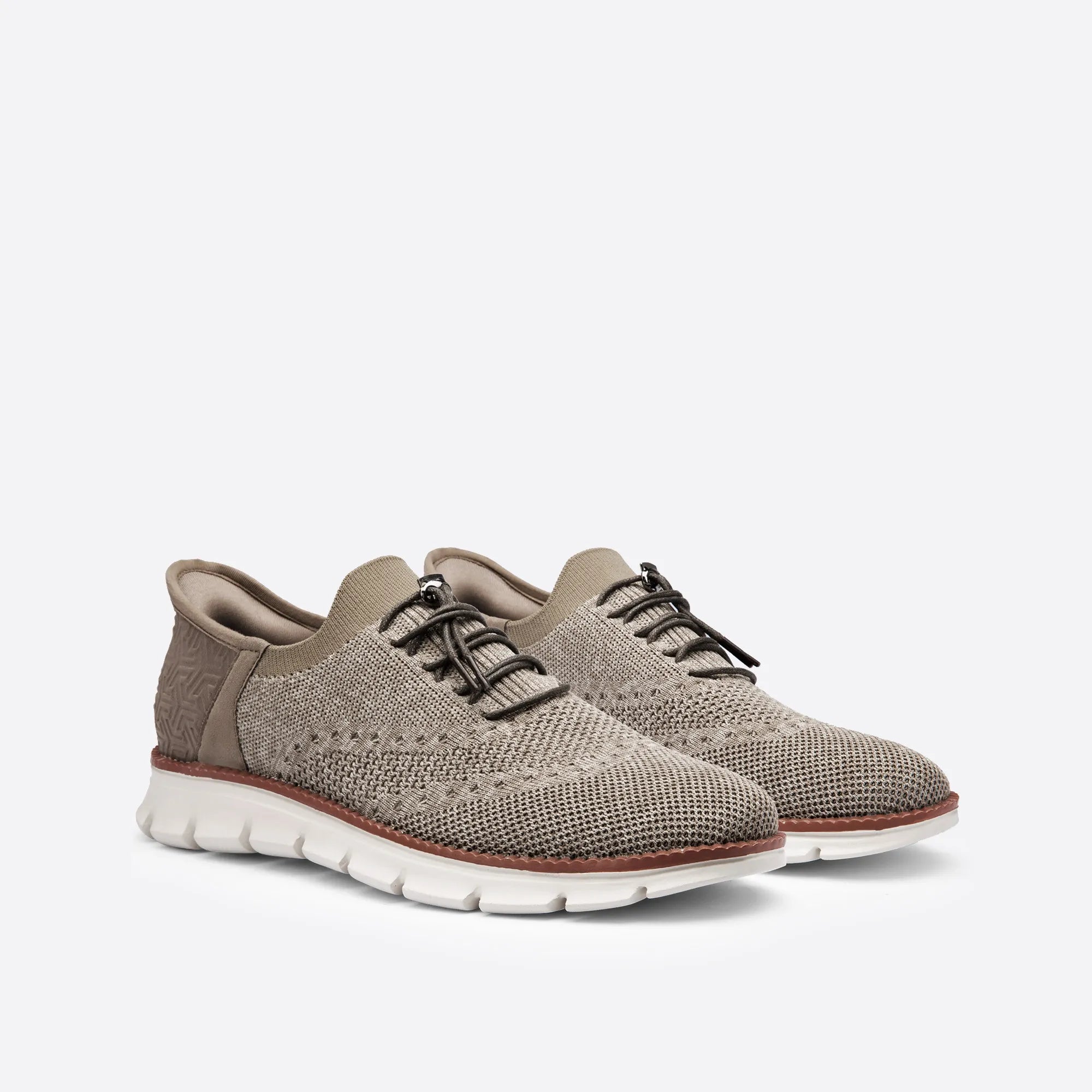 AEROVENT™ CASUAL OXFORD SNEAKER