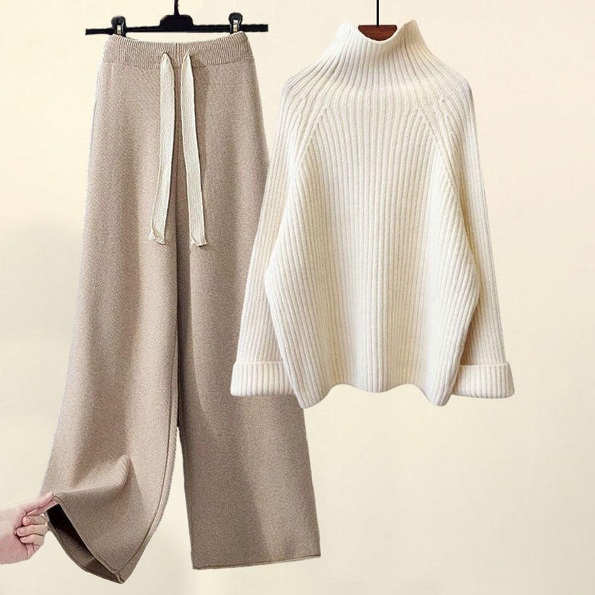 L'ATERIBÉLLE COZY KNITTED SWEATER SET