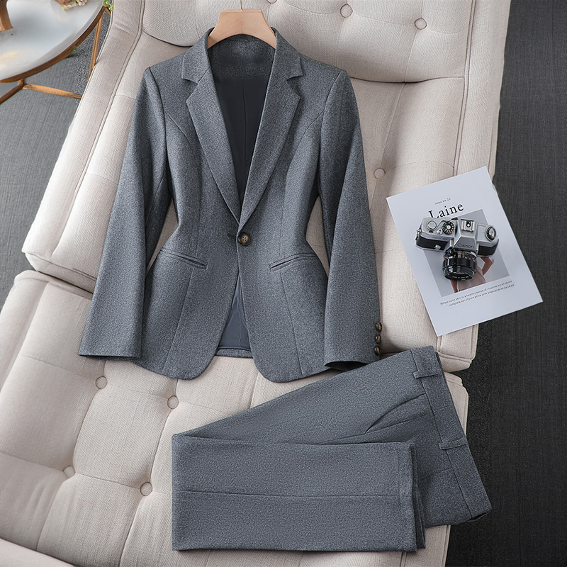 L'AURABLEND BUSINESS BLAZER SET